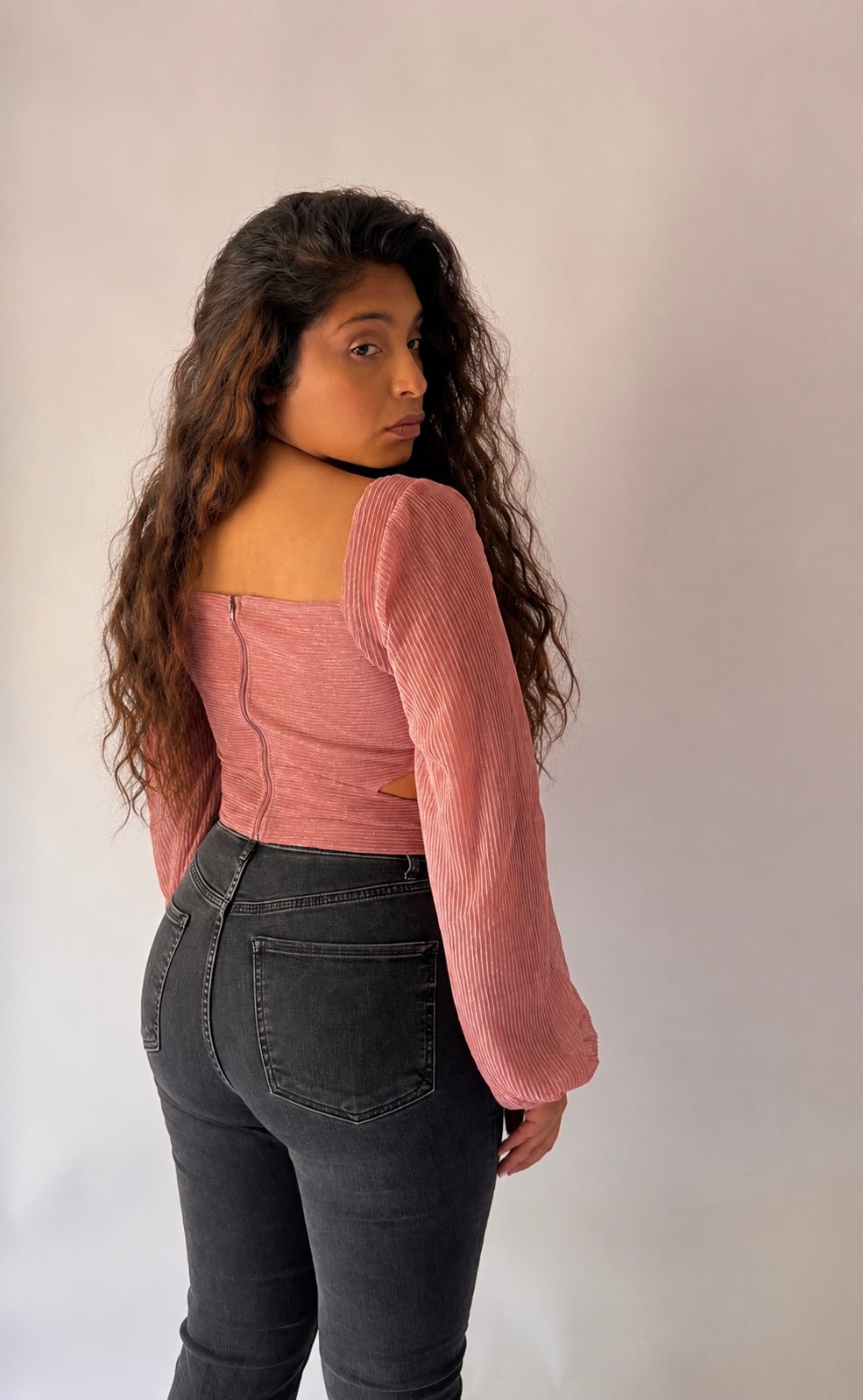 Long Sleeve Sweetheart Halter Crop Top