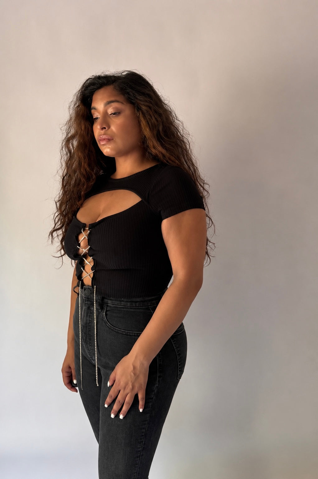 Corazón Rhinestone Lace-Up Crop Top