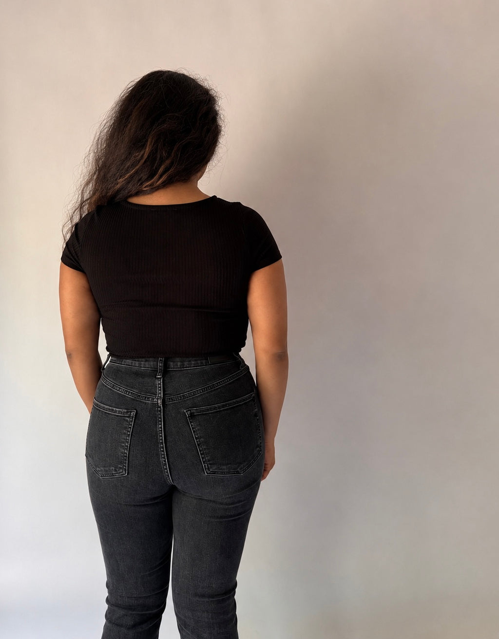 Corazón Rhinestone Lace-Up Crop Top