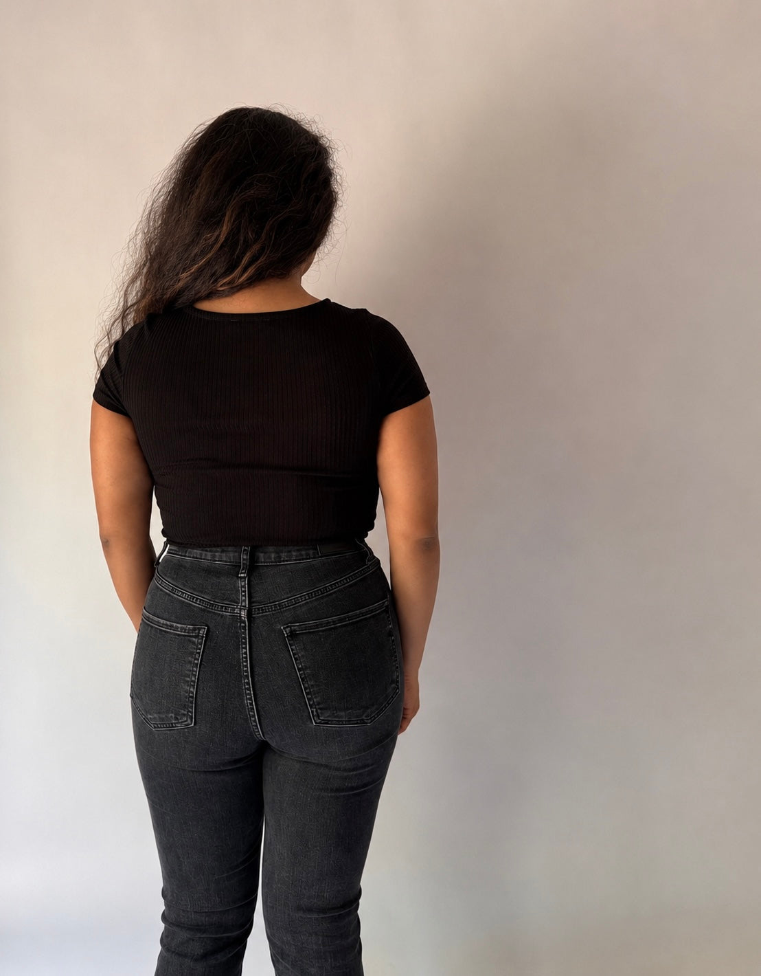 Corazón Rhinestone Lace-Up Crop Top
